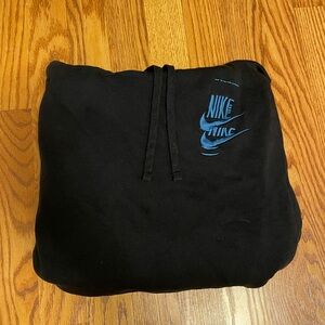 Nike sweatshirt